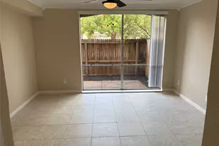 4645 Wild Indigo St, Houston, TX 77027 - Photo 9