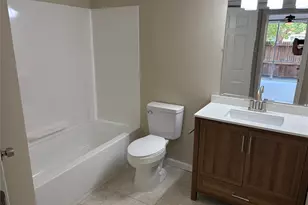 4645 Wild Indigo St, Houston, TX 77027 - Photo 3