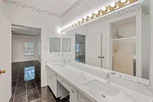 3124 Holly Hall St, Houston, TX 77054 - Photo 11