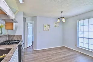 2706 S Brompton Dr, Pearland, TX 77584 - Photo 11