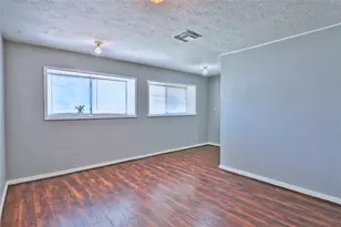 2706 S Brompton Dr, Pearland, TX 77584 - Photo 21