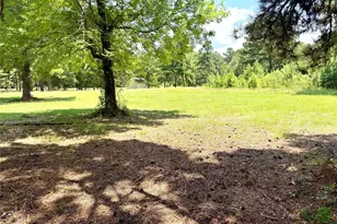 140 Harmony Dr, Livingston, TX 77351 - Photo 17