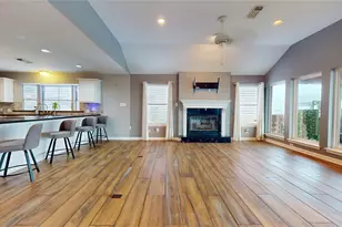 925 Bonita St, Bayou Vista, TX 77563 - Photo 11