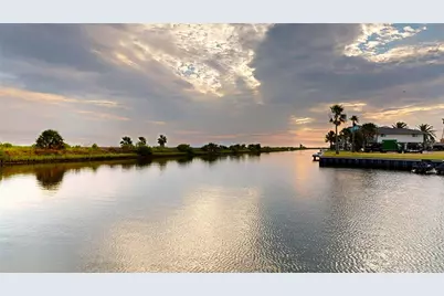 925 Bonita Street, Bayou Vista, TX 77563 - Photo 35