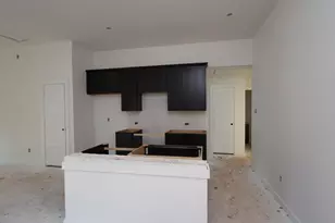 682 Falling Cave Dr, Willis, TX 77378 - Photo 3