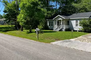 1303 Hopkins Dr, Jasper, TX 75951 - Photo 3