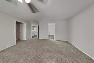 14906 Sugarhollow Dr, Sugar Land, TX 77498 - Photo 11