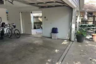 2415 White Oak Dr, Houston, TX 77009 - Photo 19