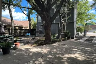 2415 White Oak Dr, Houston, TX 77009 - Photo 17