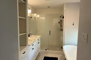 2415 White Oak Dr, Houston, TX 77009 - Photo 11