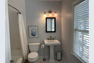 2415 White Oak Drive, Houston, TX 77009 - Photo 15