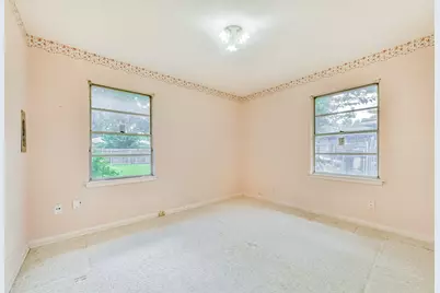 5527 Winding Creek Way, Houston, TX 77017 - Photo 17