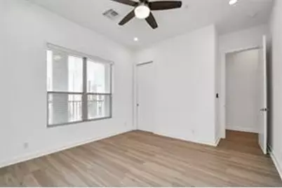 207 Pierce Street #301, Houston, TX 77002 - Photo 21