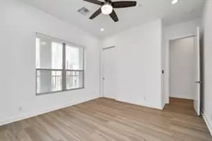 207 Pierce St, Houston, TX 77002 - Photo 21