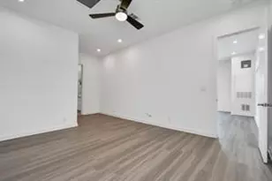 207 Pierce St, Houston, TX 77002 - Photo 13