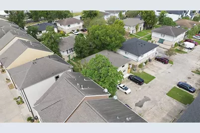 1936 Upland Drive, Houston, TX 77043 - Photo 37