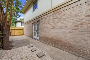 1936 Upland Dr, Houston, TX 77043 - Photo 29