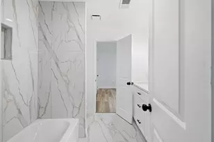1936 Upland Dr, Houston, TX 77043 - Photo 23