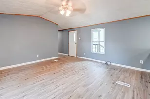 14134 Shadow Bay Dr, Willis, TX 77318 - Photo 9