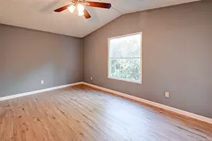 14134 Shadow Bay Dr, Willis, TX 77318 - Photo 21