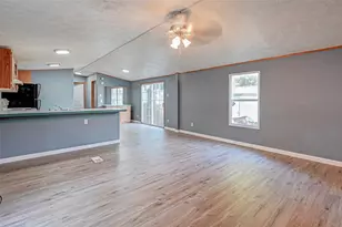 14134 Shadow Bay Dr, Willis, TX 77318 - Photo 7