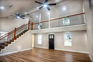 5119 Green Springs Dr, Houston, TX 77066 - Photo 7