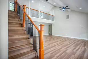 5119 Green Springs Dr, Houston, TX 77066 - Photo 11