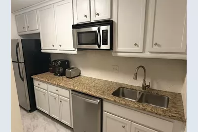 3131 Cummins Street #79, Houston, TX 77027 - Photo 5