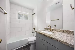 9735 Philmont Dr, Houston, TX 77080 - Photo 15