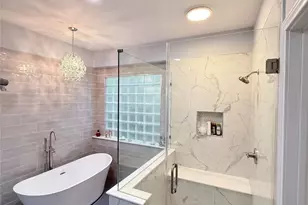 18406 S Roaring River Ct, Humble, TX 77346 - Photo 9