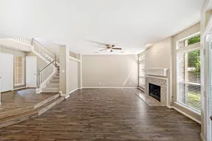 86 N Valley Oaks Cir, The Woodlands, TX 77382 - Photo 5
