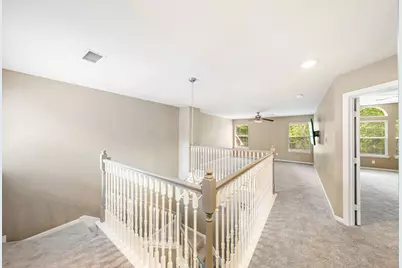 86 N Valley Oaks Circle, The Woodlands, TX 77382 - Photo 17