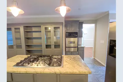 15 Thorn Berry Place, The Woodlands, TX 77381 - Photo 9