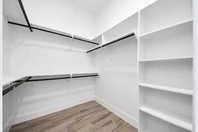 2720 Cos Street, Liberty, TX 77575 - Photo 17