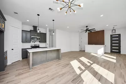 2720 Cos Street, Liberty, TX 77575 - Photo 3