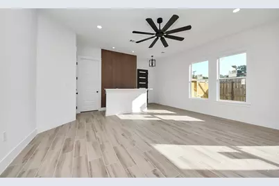 2720 Cos Street, Liberty, TX 77575 - Photo 11