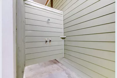 1971 Avenue I, Crystal Beach, TX 77650 - Photo 9