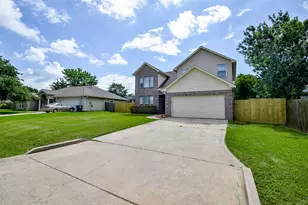12324 Green Ridge Dr, Willis, TX 77318 - Photo 3