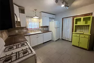 8226 Barkley St, Houston, TX 77017 - Photo 5