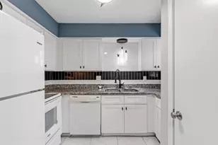 2119 Place Rebecca Ln, Houston, TX 77090 - Photo 9