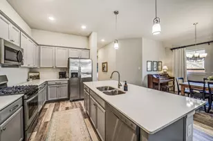 10047 Napier Dr, Iowa Colony, TX 77583 - Photo 9