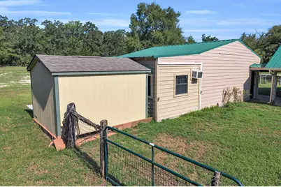 307 Fm 980 Road, Huntsville, TX 77320 - Photo 29