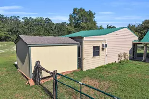 307 Fm 980 Rd, Huntsville, TX 77320 - Photo 29