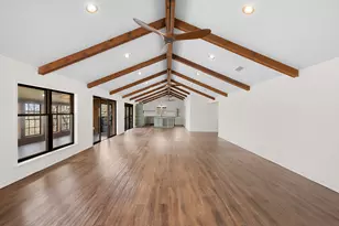 316 Valley View Dr, La Grange, TX 78945 - Photo 9