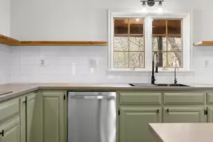 316 Valley View Dr, La Grange, TX 78945 - Photo 17