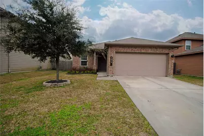 7019 Hazelnut Lane, Baytown, TX 77521 - Photo 1