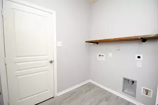 7019 Hazelnut Ln, Baytown, TX 77521 - Photo 15