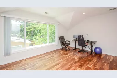 9906 Cedardale Drive, Houston, TX 77055 - Photo 7