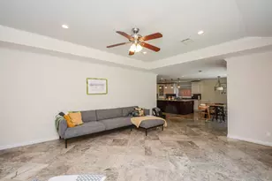 9906 Cedardale Dr, Houston, TX 77055 - Photo 13