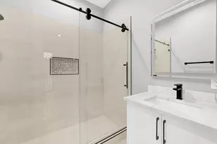 1505 Stuart St, Houston, TX 77004 - Photo 31